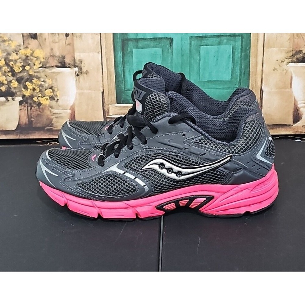Saucony‎ Prestige Shoes Gray Pink Women's US Size 9 15050-20
